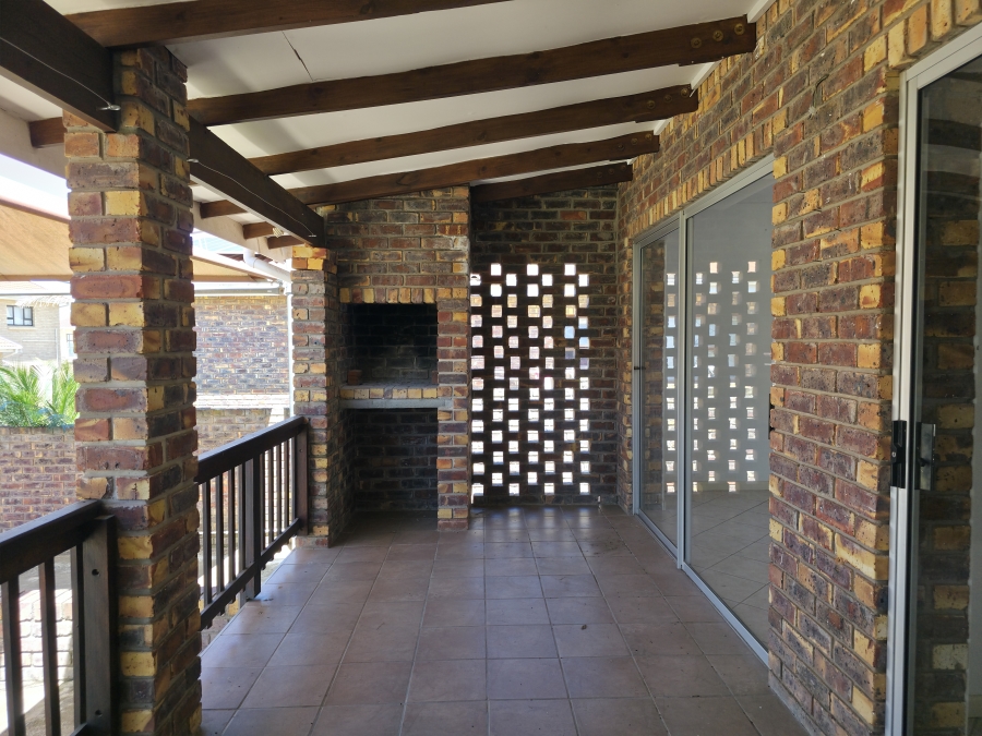 3 Bedroom Property for Sale in Wavecrest Eastern Cape